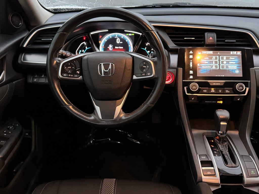 2018 Honda Civic Image 14