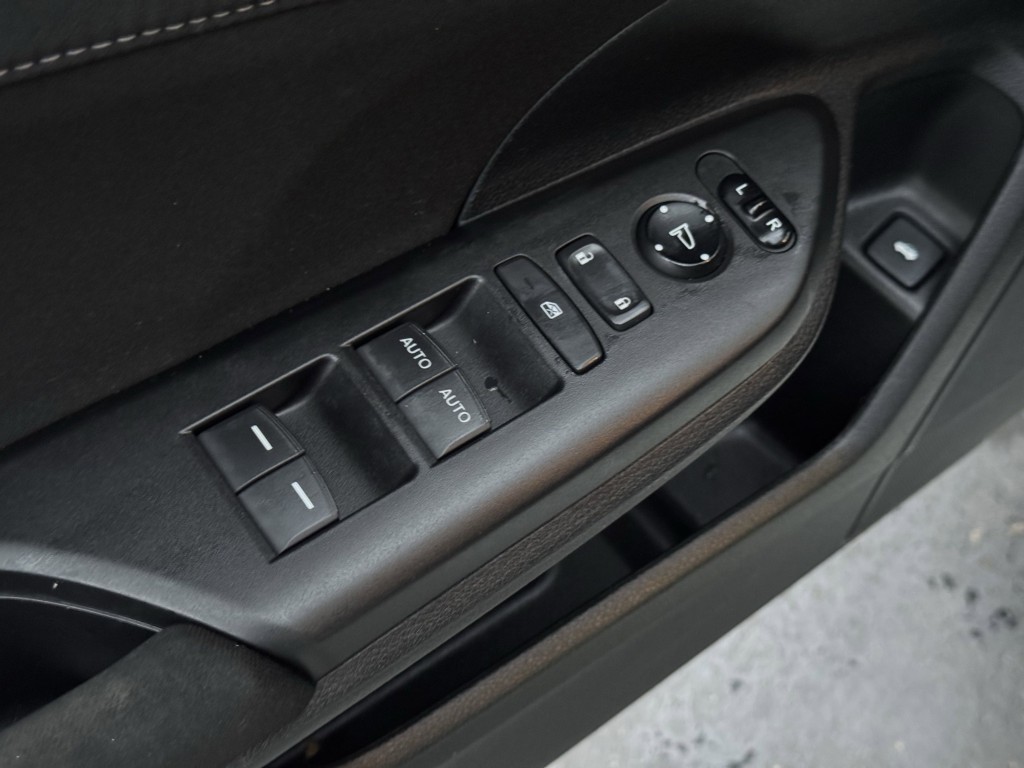 2018 Honda Civic Image 22