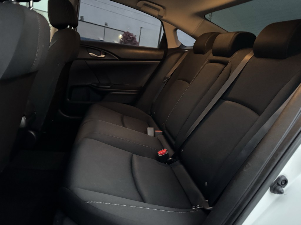 2018 Honda Civic Image 25