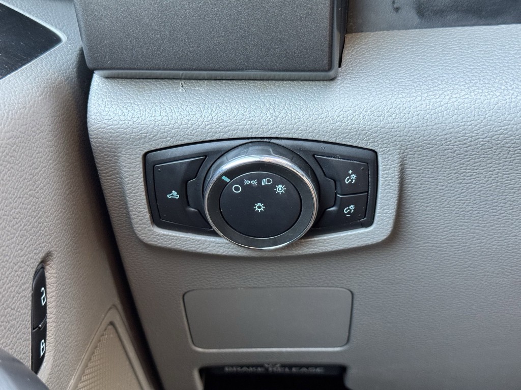 2021 Ford F-250 Image 22