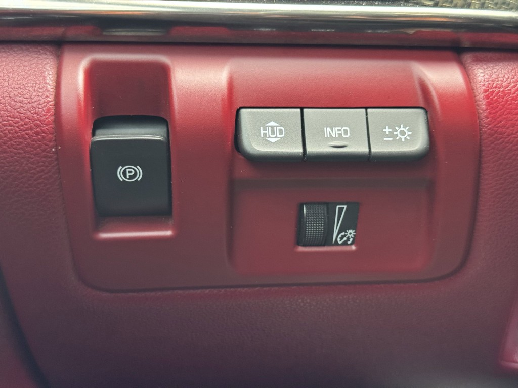 2016 Cadillac CTS Image 28