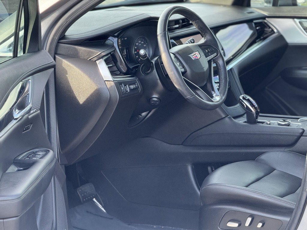 2022 Cadillac XT6 Image 13
