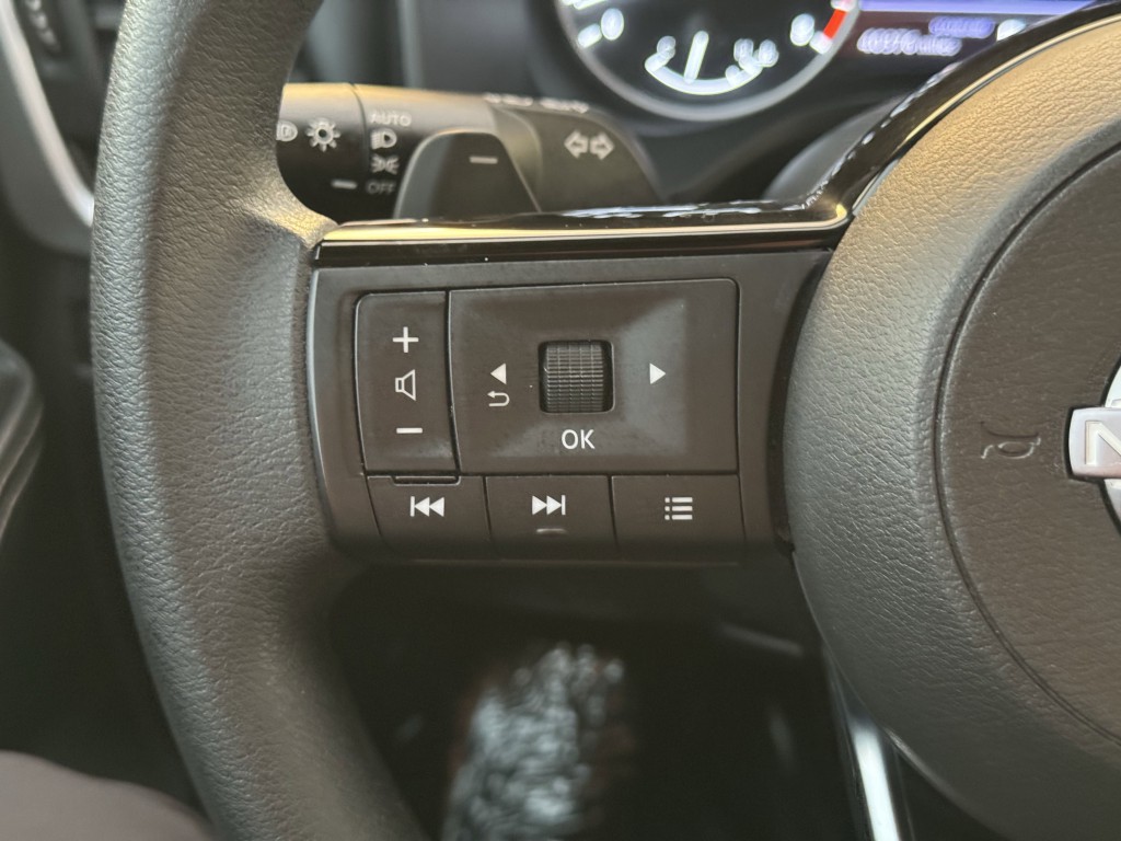 2023 Nissan Rogue Image 16