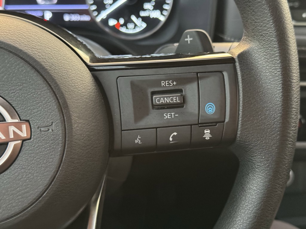 2023 Nissan Rogue Image 17
