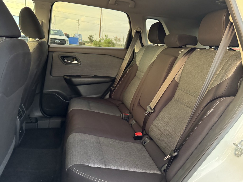 2023 Nissan Rogue Image 26