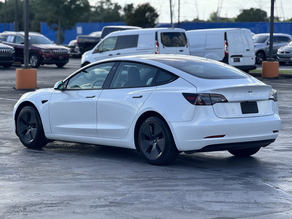 2021 Tesla Model 3 Image 9