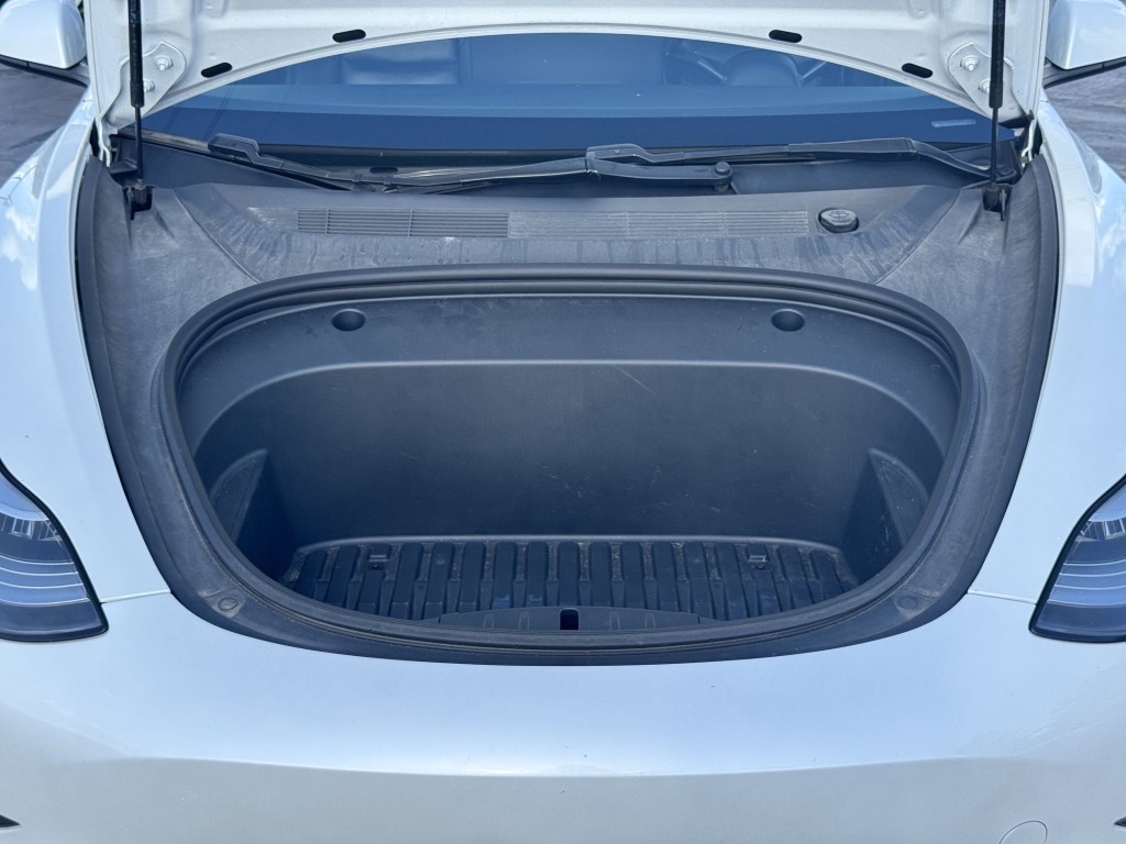 2021 Tesla Model 3 Image 22