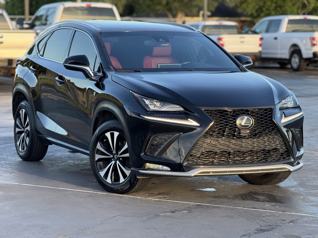 2018 Lexus NX Image 3