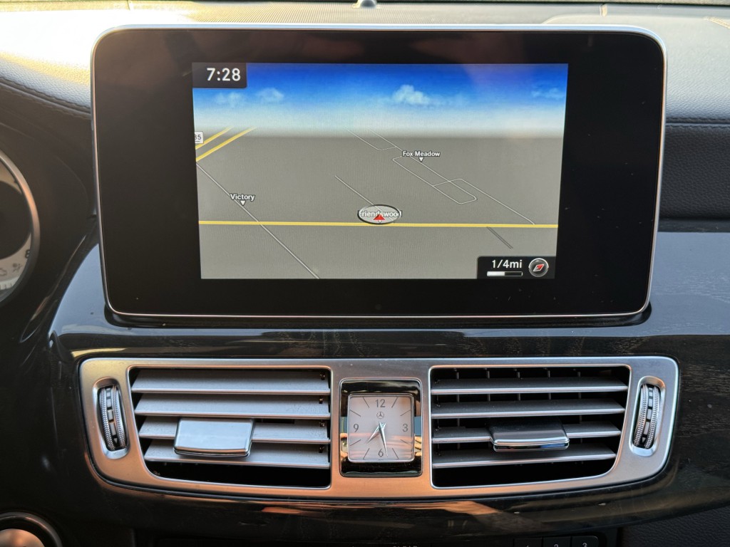 2016 Mercedes-Benz CLS-Class Image 24