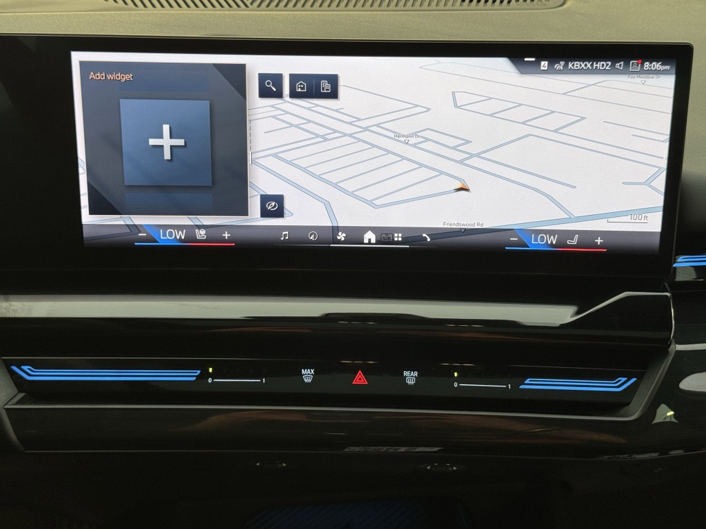 2025 BMW 5 Series Image 21