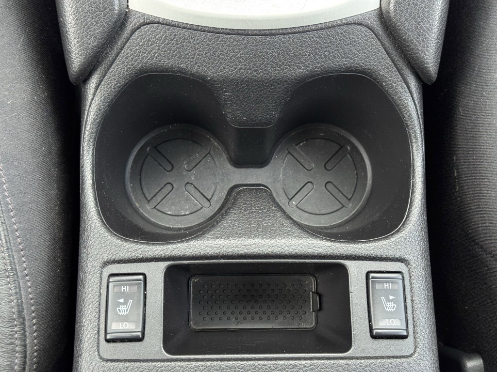 2015 Nissan Rogue Image 22