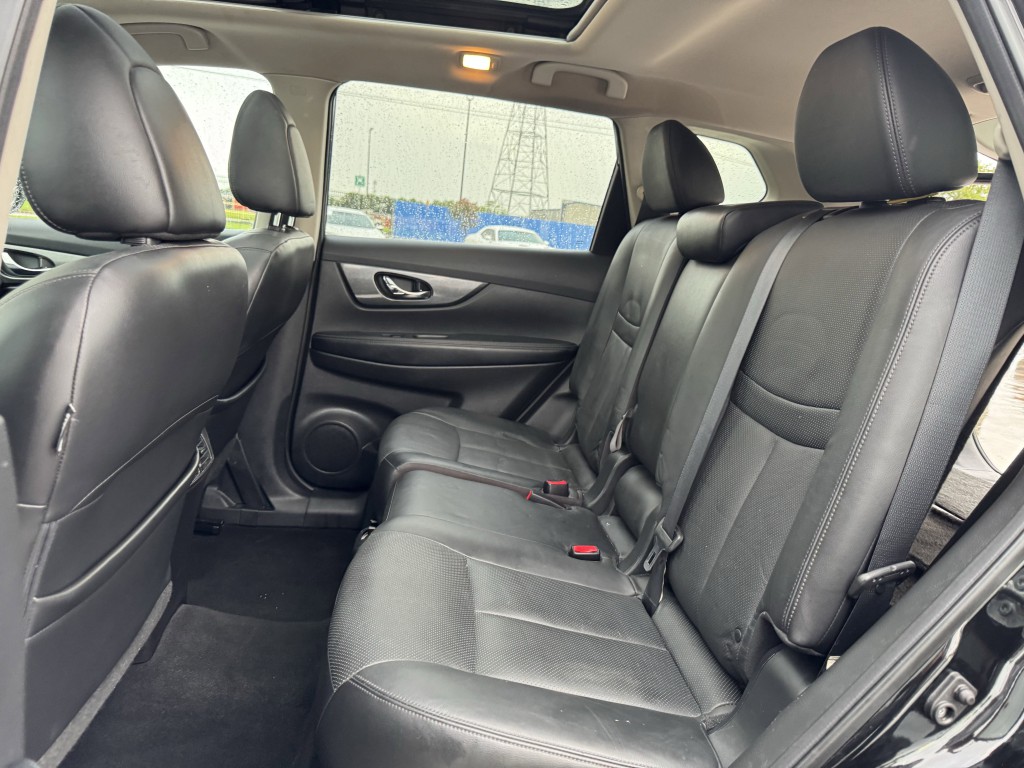 2015 Nissan Rogue Image 28