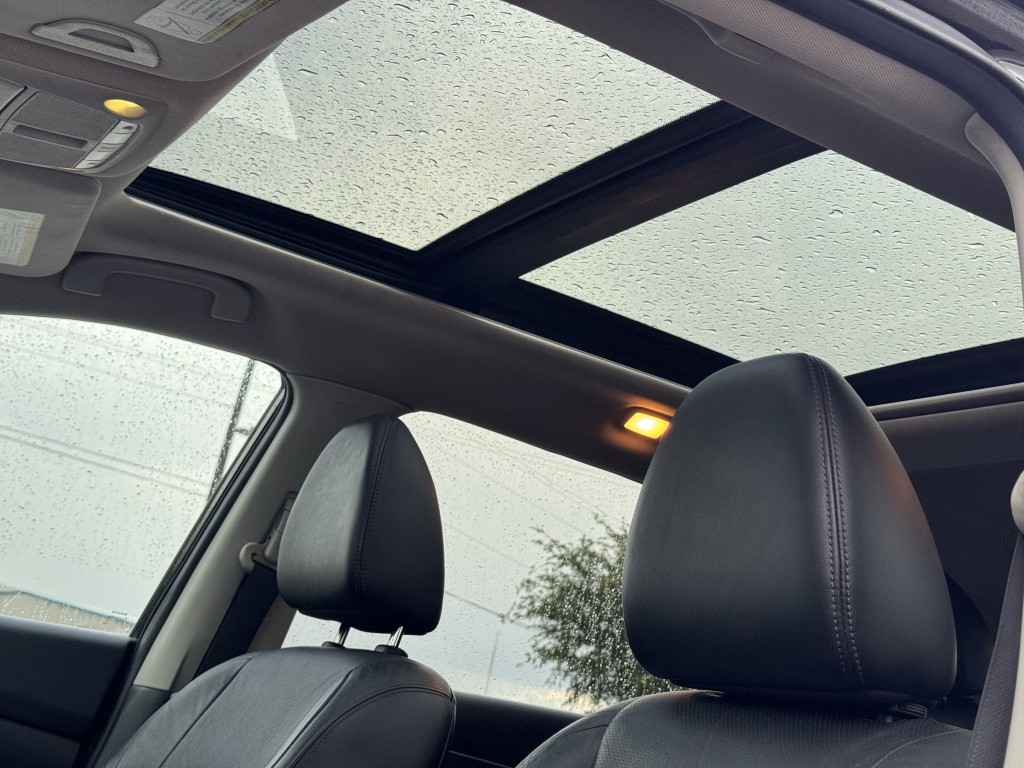2015 Nissan Rogue Image 29