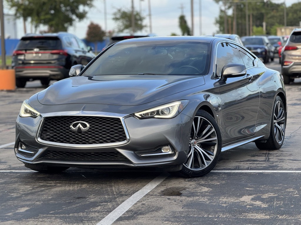 2018 INFINITI Q60 Image 5
