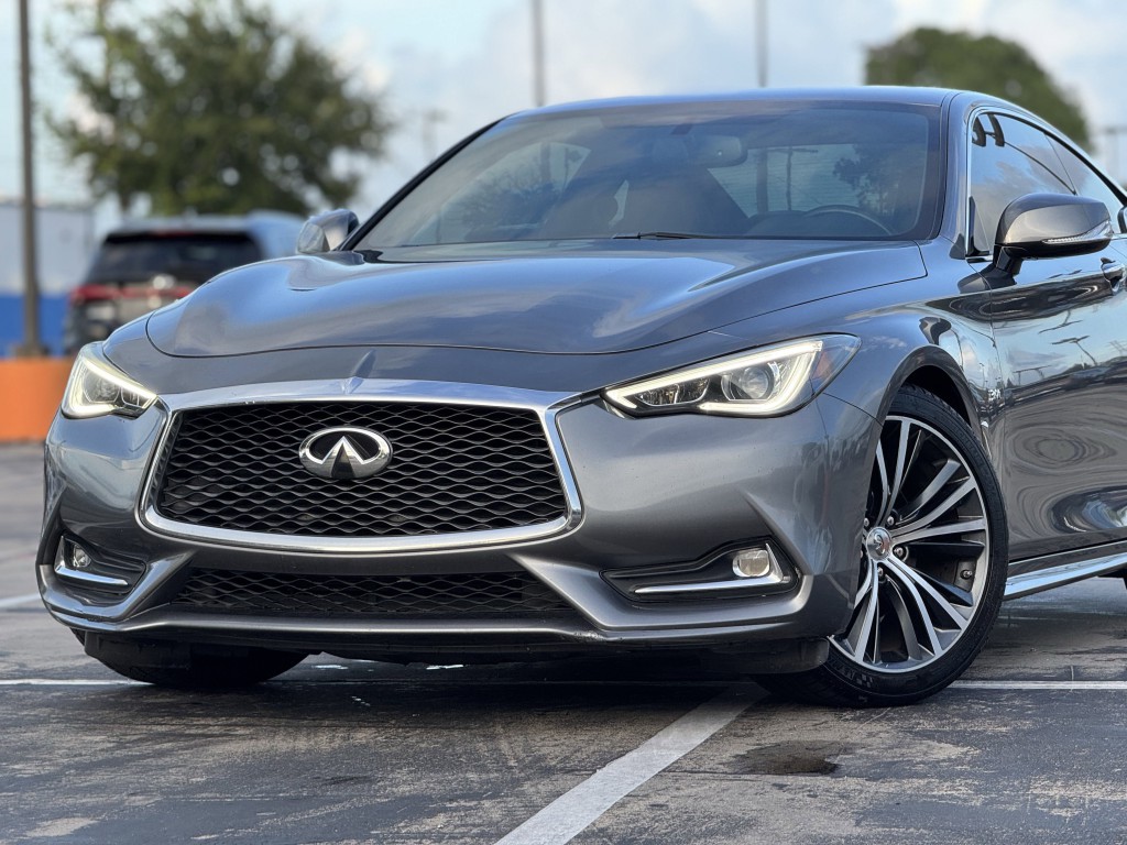2018 INFINITI Q60 Image 6