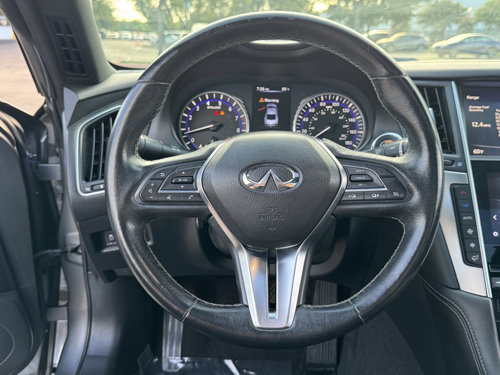 2018 INFINITI Q60 Image 18