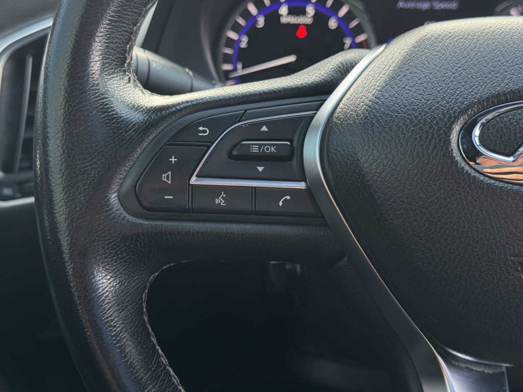 2018 INFINITI Q60 Image 19