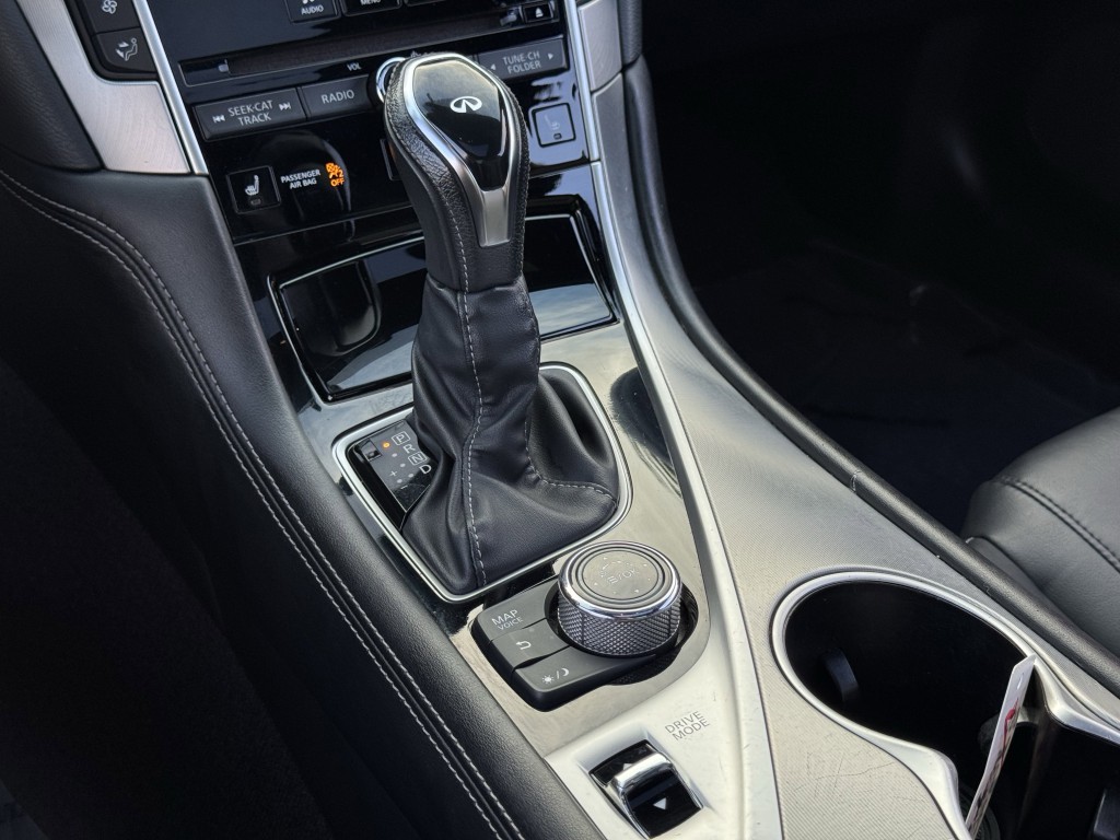 2018 INFINITI Q60 Image 24