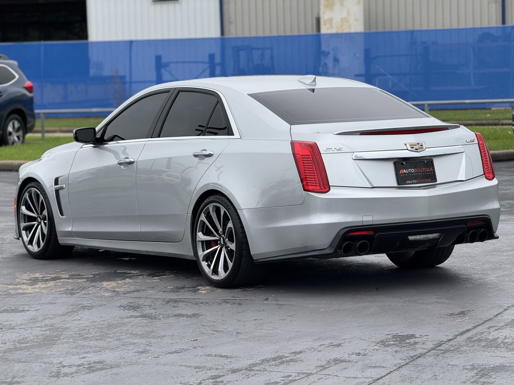 2016 Cadillac CTS Image 12