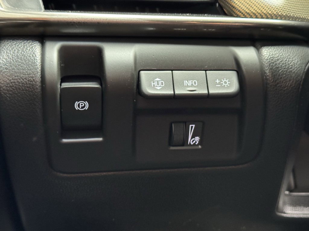 2016 Cadillac CTS Image 27