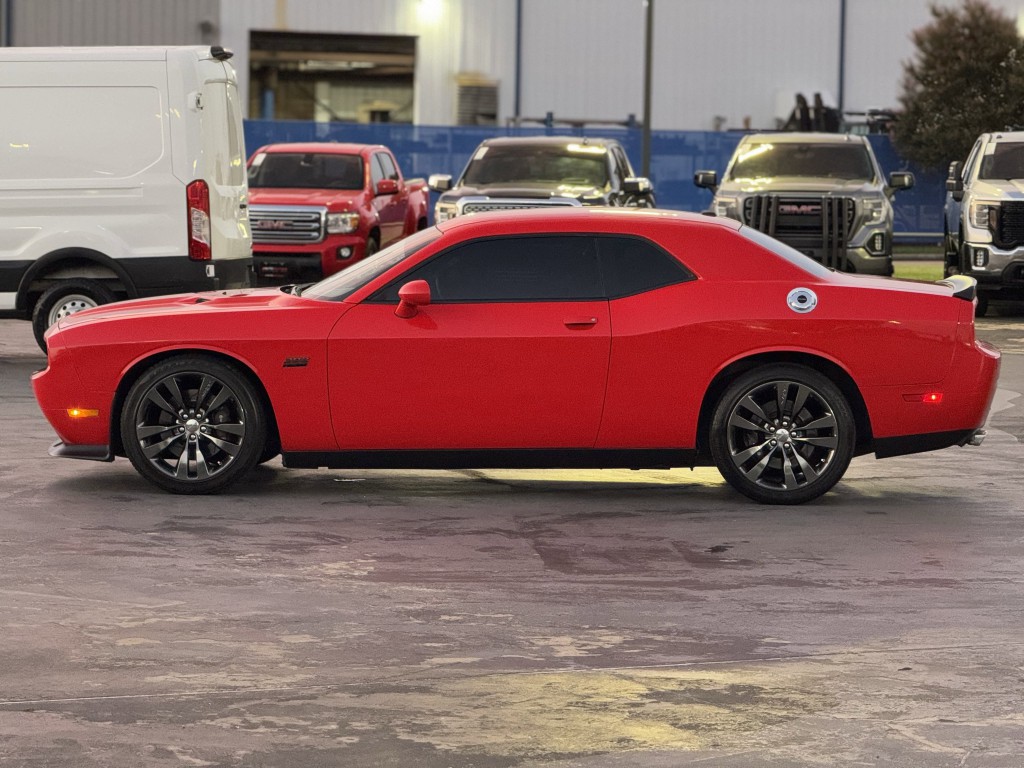 2014 Dodge Challenger Image 7