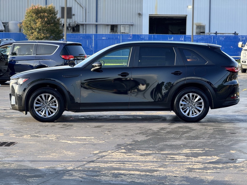 2024 Mazda CX-9 Image 9