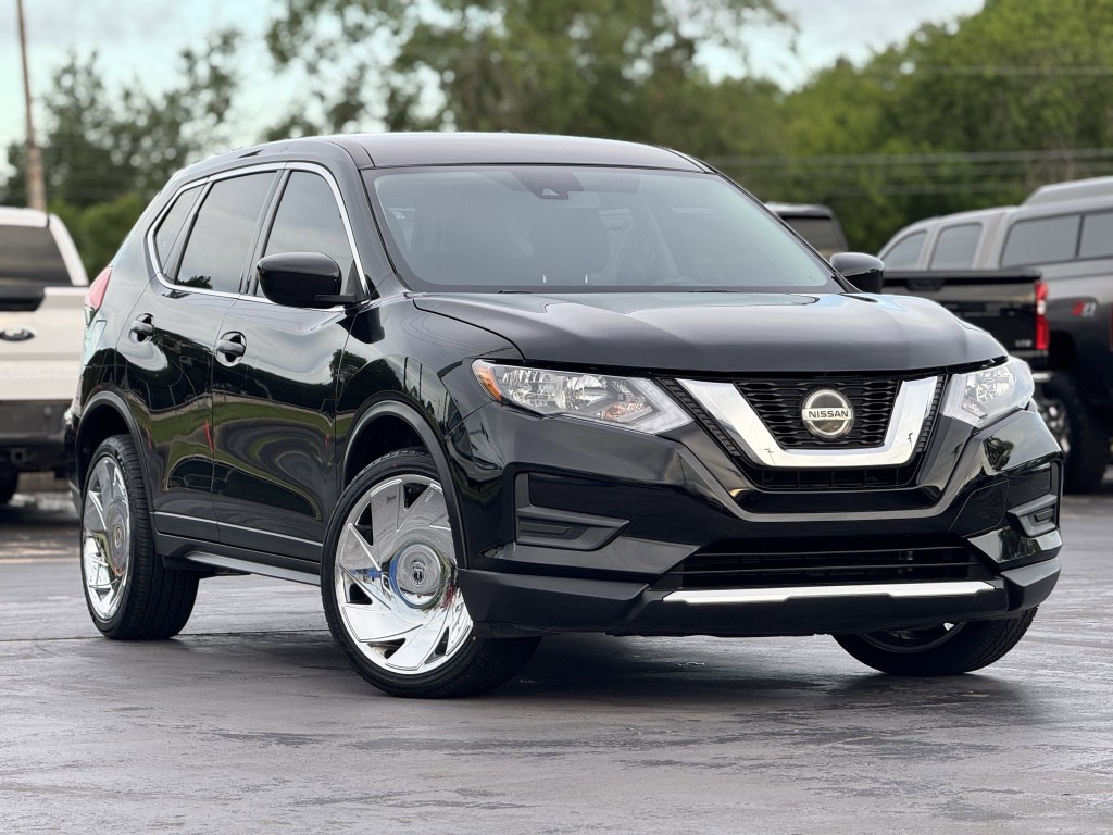 2019 Nissan Rogue Image 3