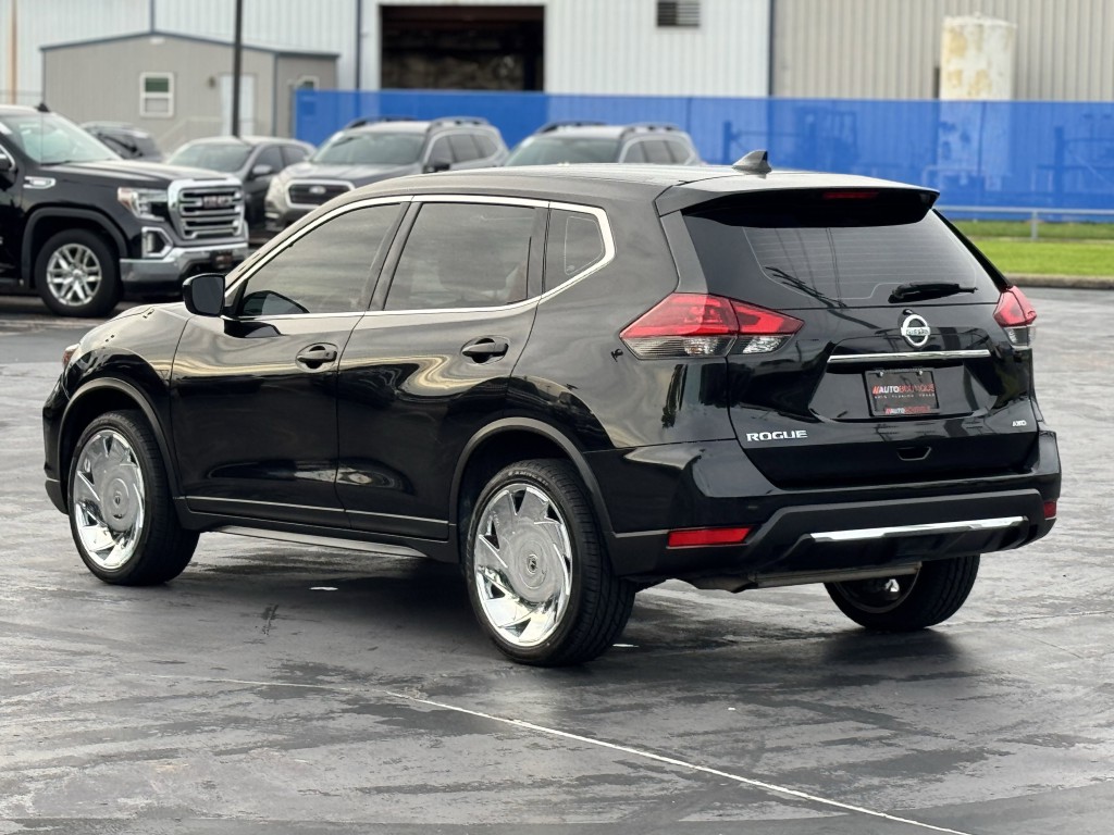 2019 Nissan Rogue Image 9