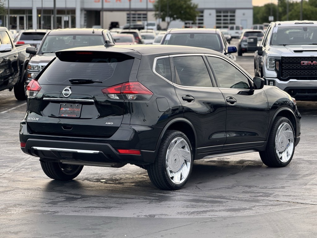 2019 Nissan Rogue Image 10