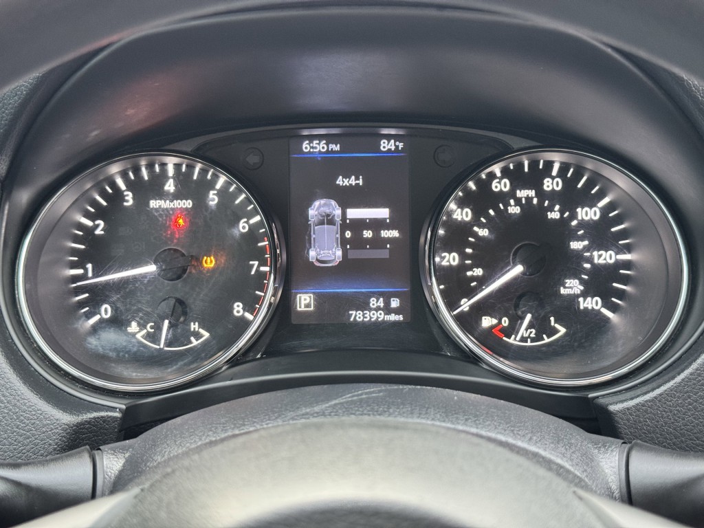 2019 Nissan Rogue Image 18