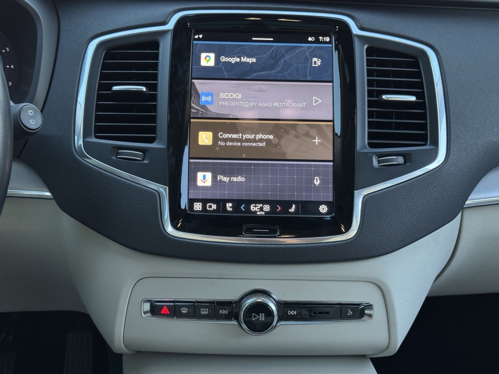 2023 Volvo XC90 Image 19