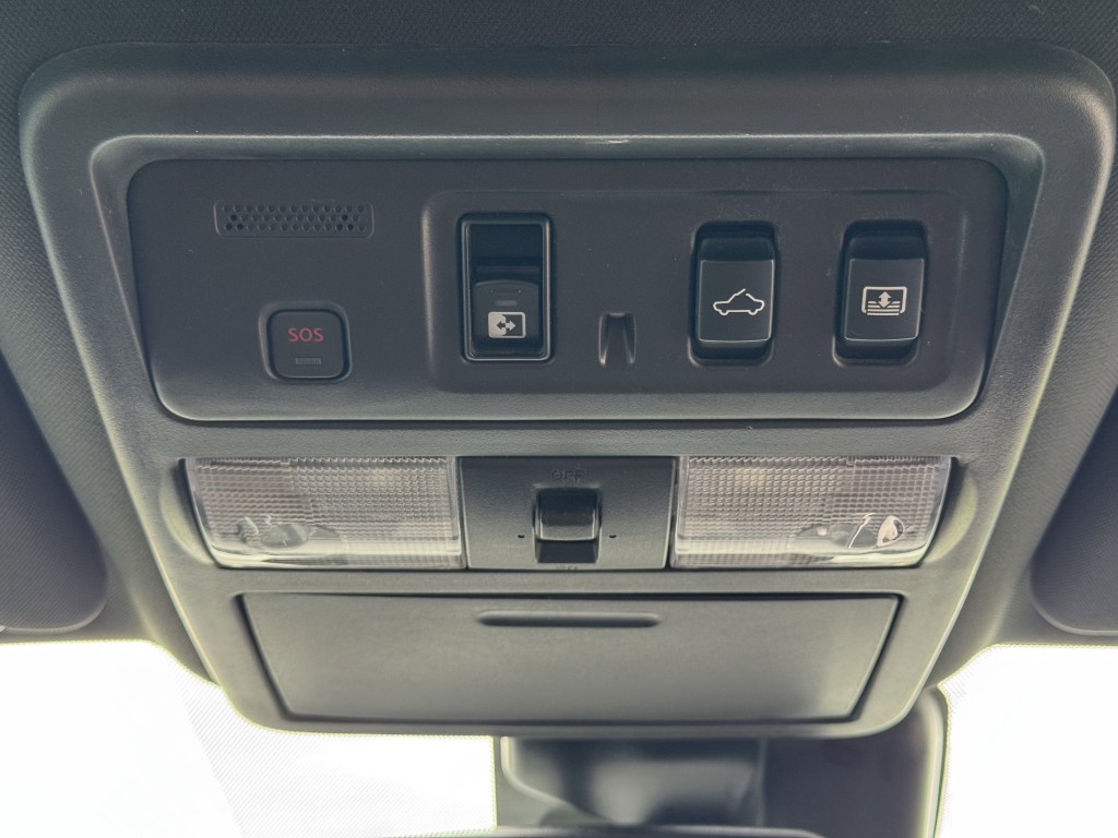 2021 Nissan Titan Image 22