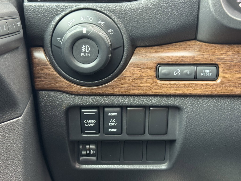 2021 Nissan Titan Image 24