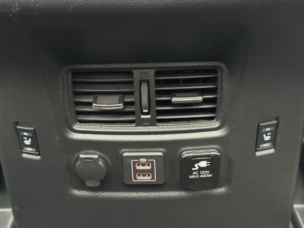 2021 Nissan Titan Image 29