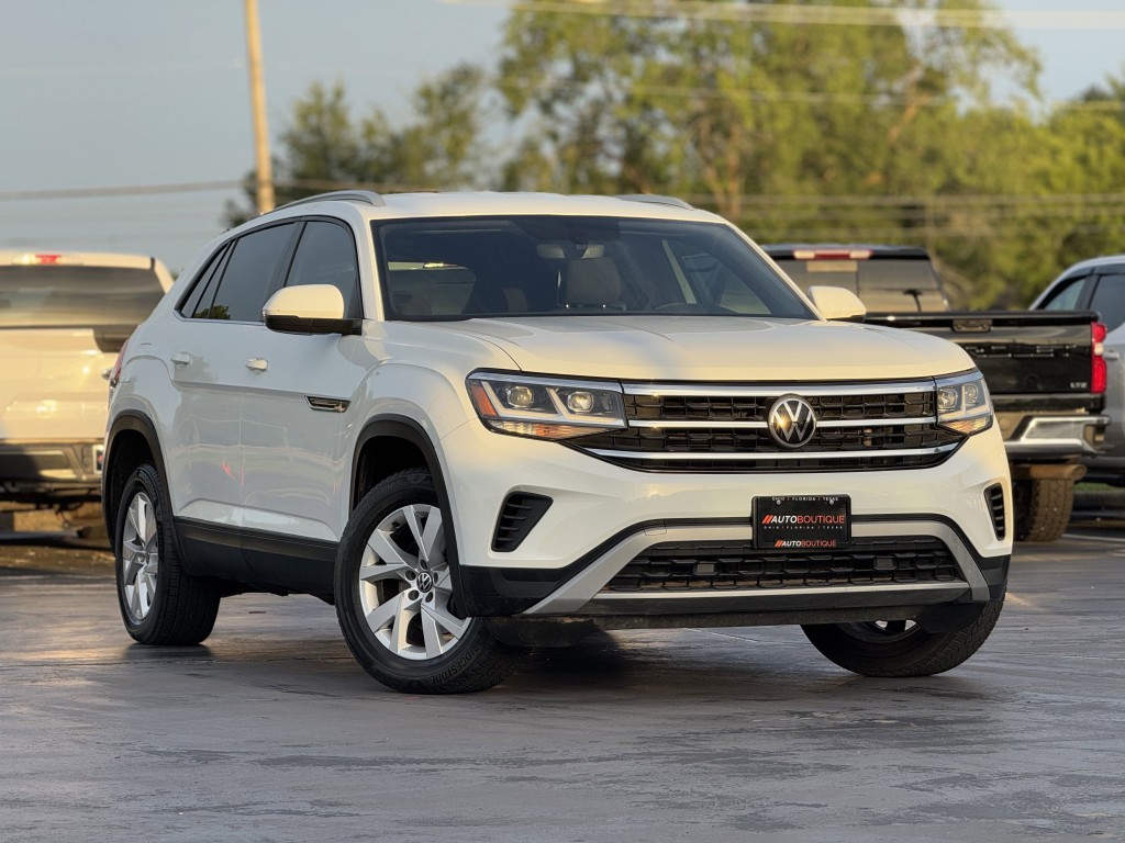 2020 Volkswagen Atlas Cross Sport Image 3