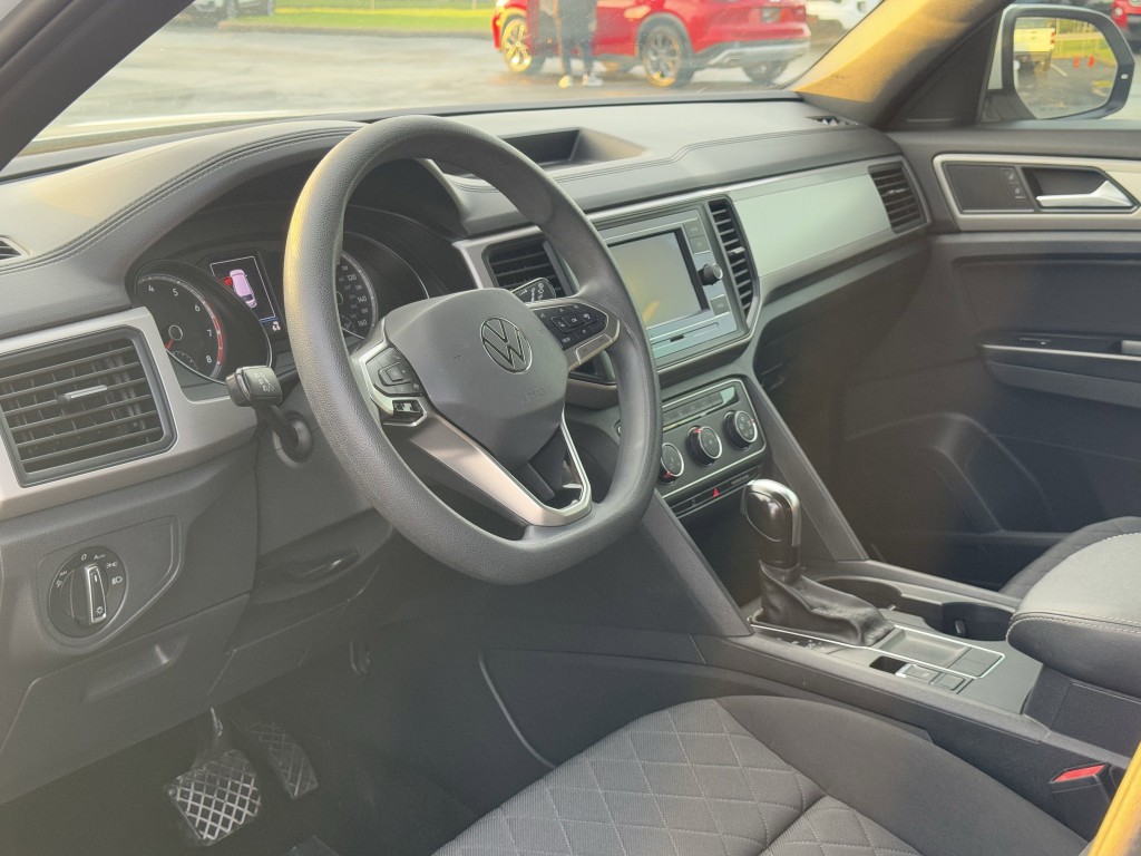 2020 Volkswagen Atlas Cross Sport Image 9