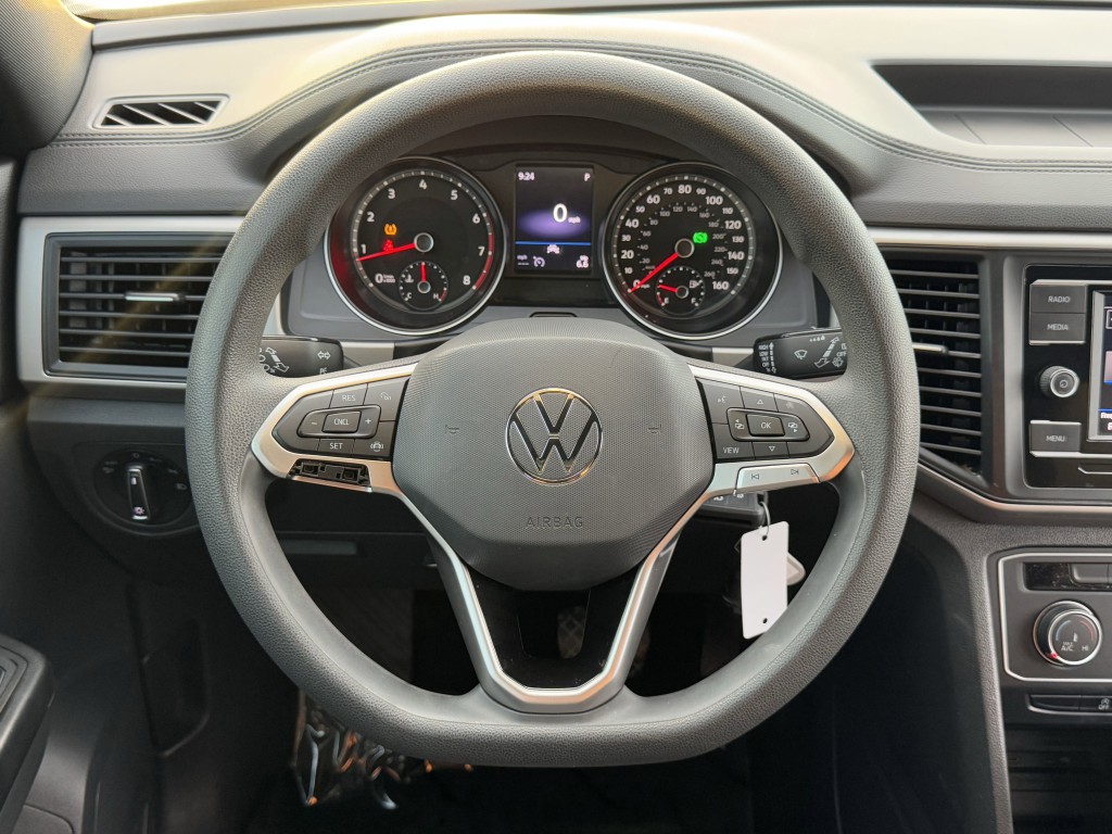 2020 Volkswagen Atlas Cross Sport Image 12