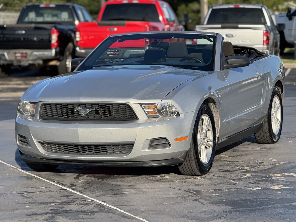 2012 Ford Mustang Image 5