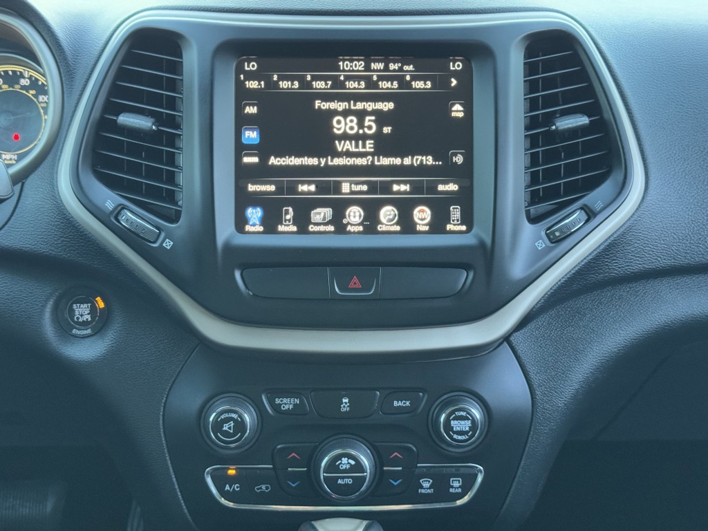2015 Jeep Cherokee Image 19