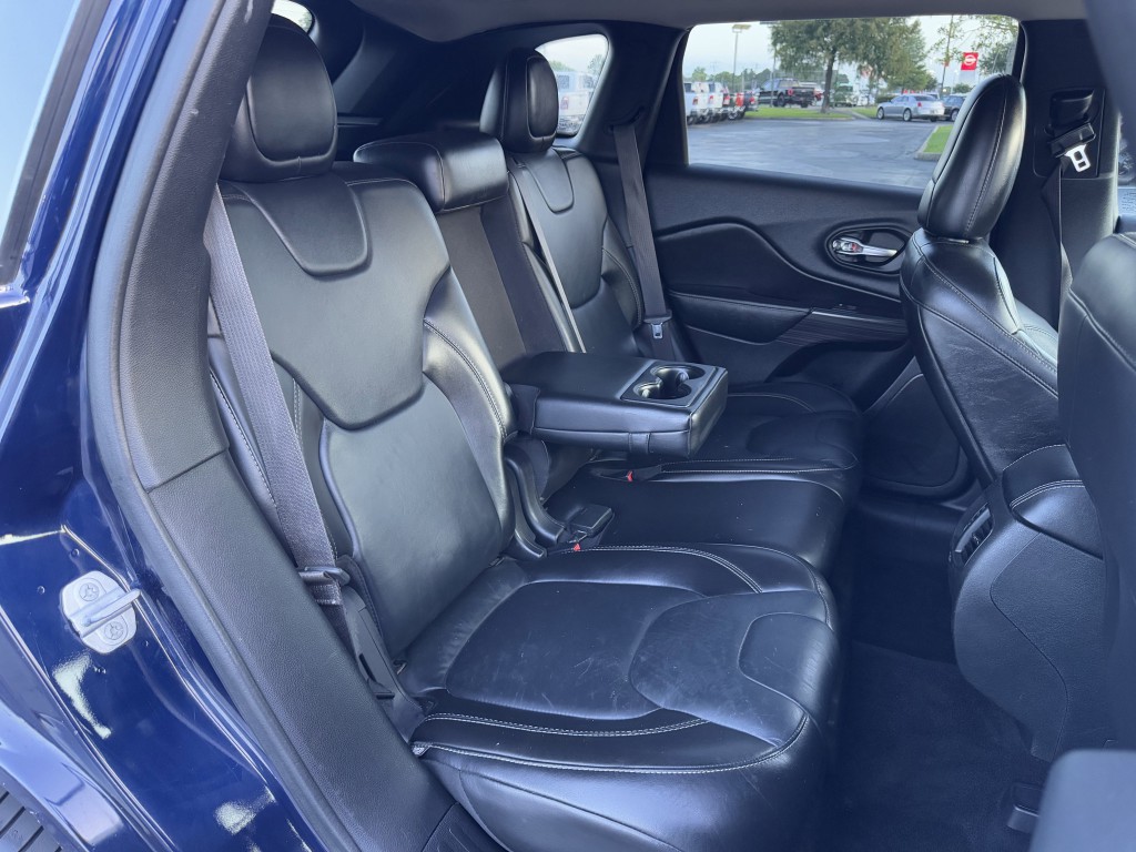 2015 Jeep Cherokee Image 27