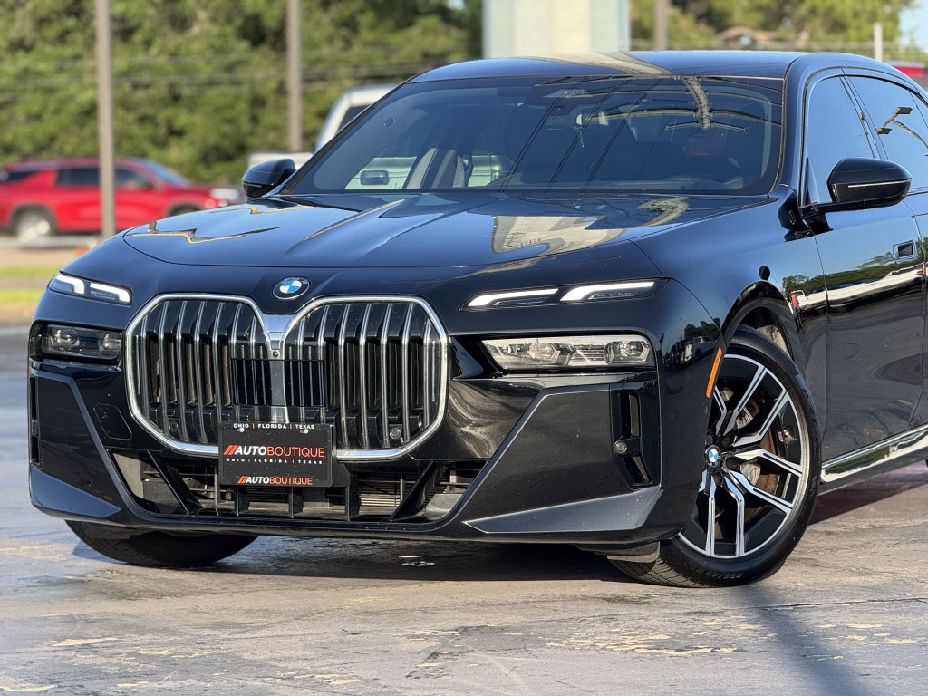 2025 BMW 7 Series Image 8