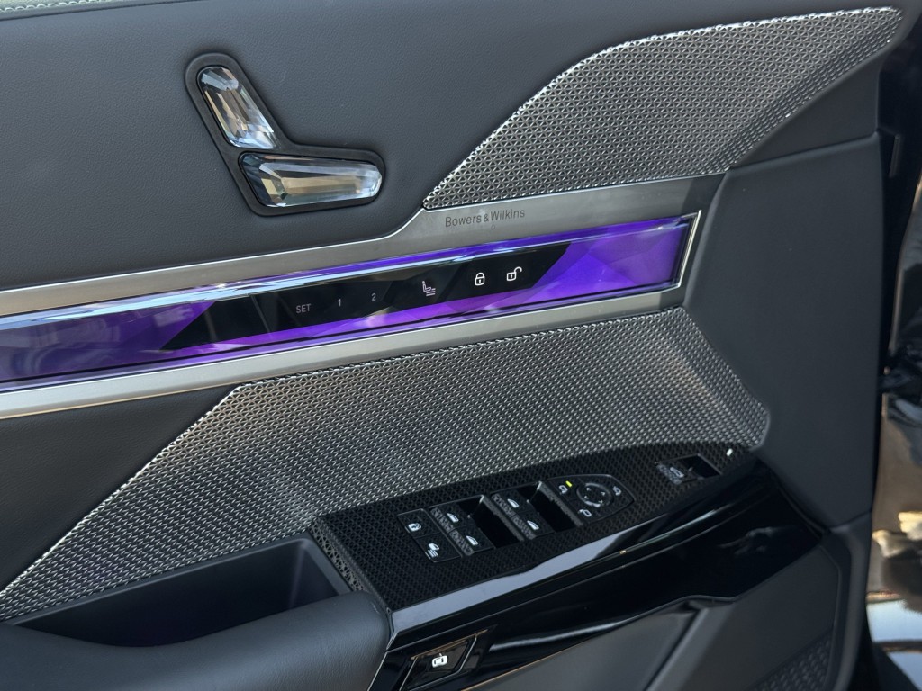 2025 BMW 7 Series Image 33