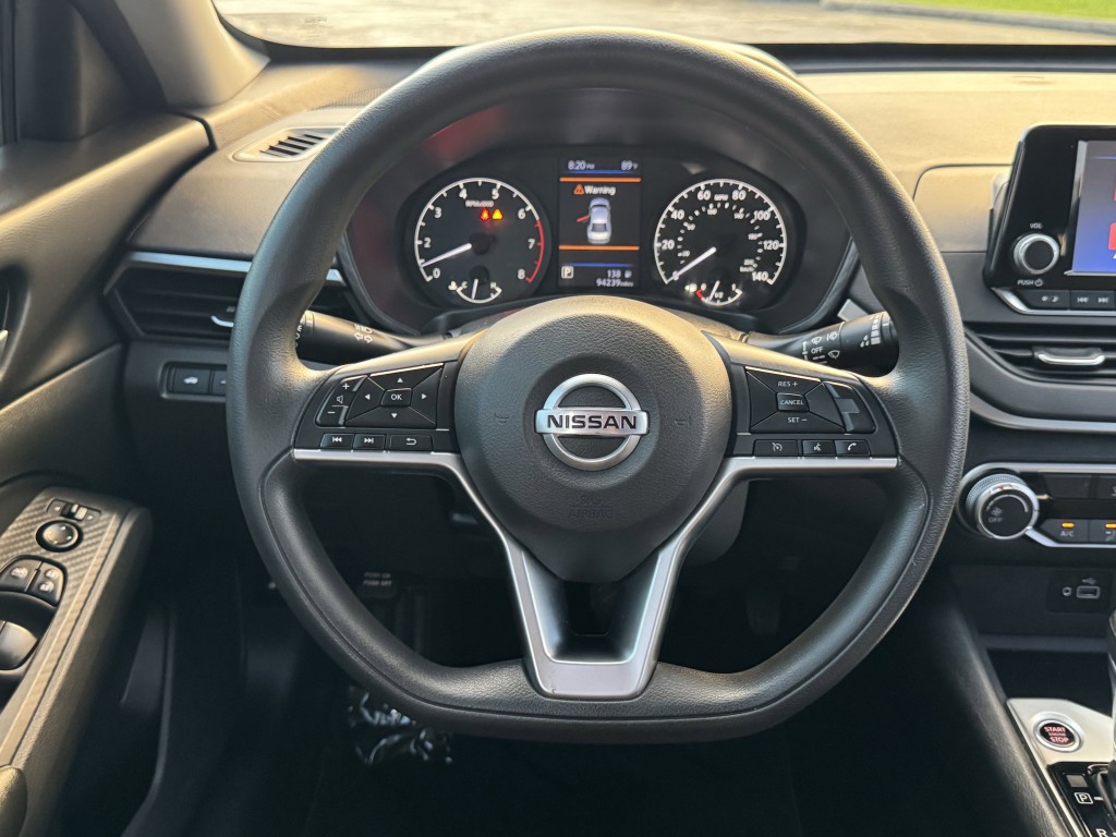 2021 Nissan Altima Image 15