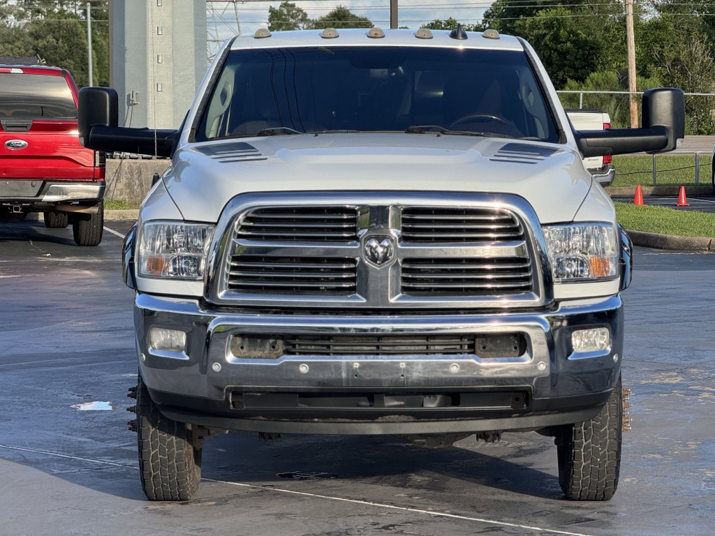 2017 RAM 3500 Image 6