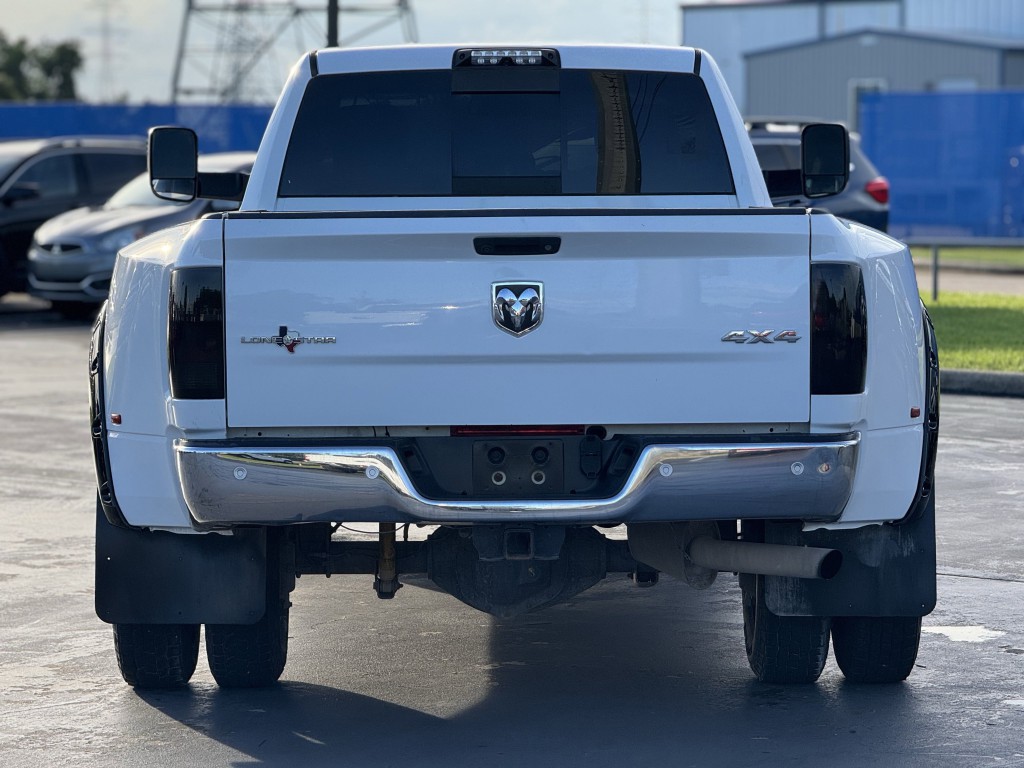 2017 RAM 3500 Image 7