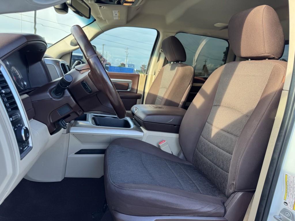 2017 RAM 3500 Image 22