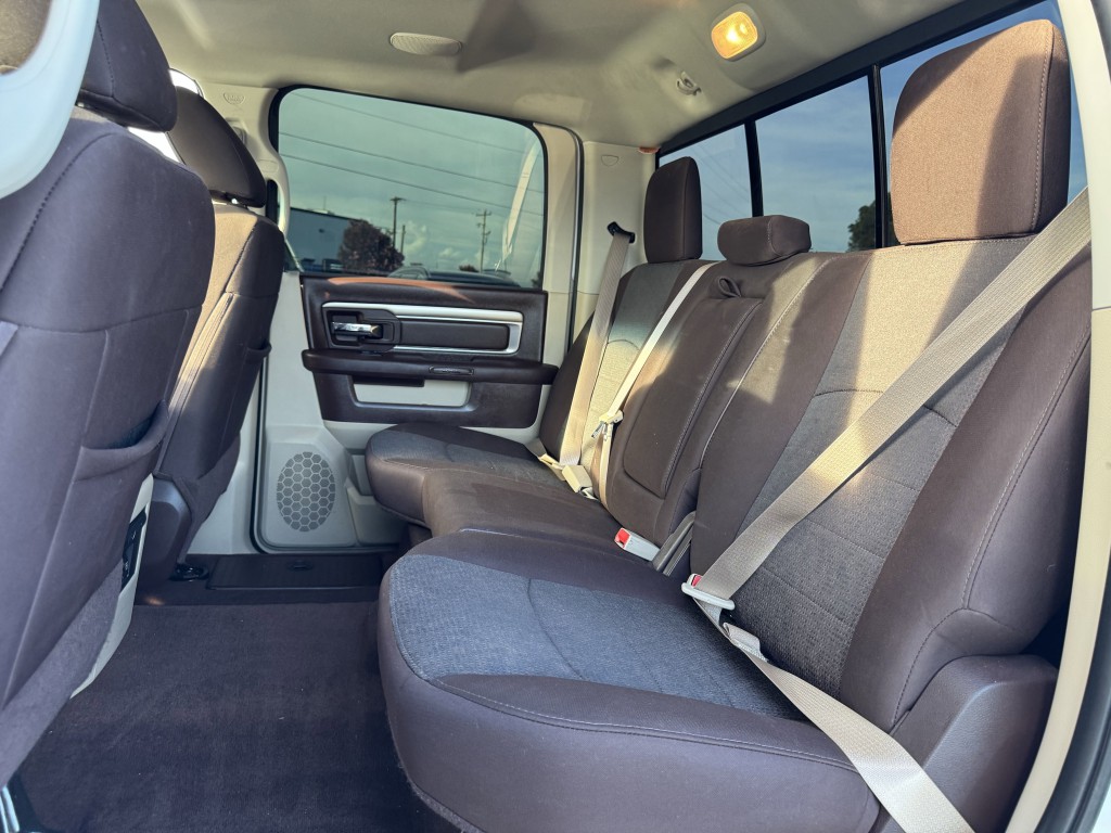 2017 RAM 3500 Image 25
