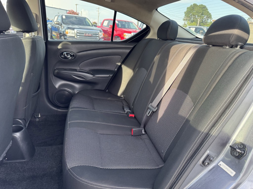2019 Nissan Versa Image 25