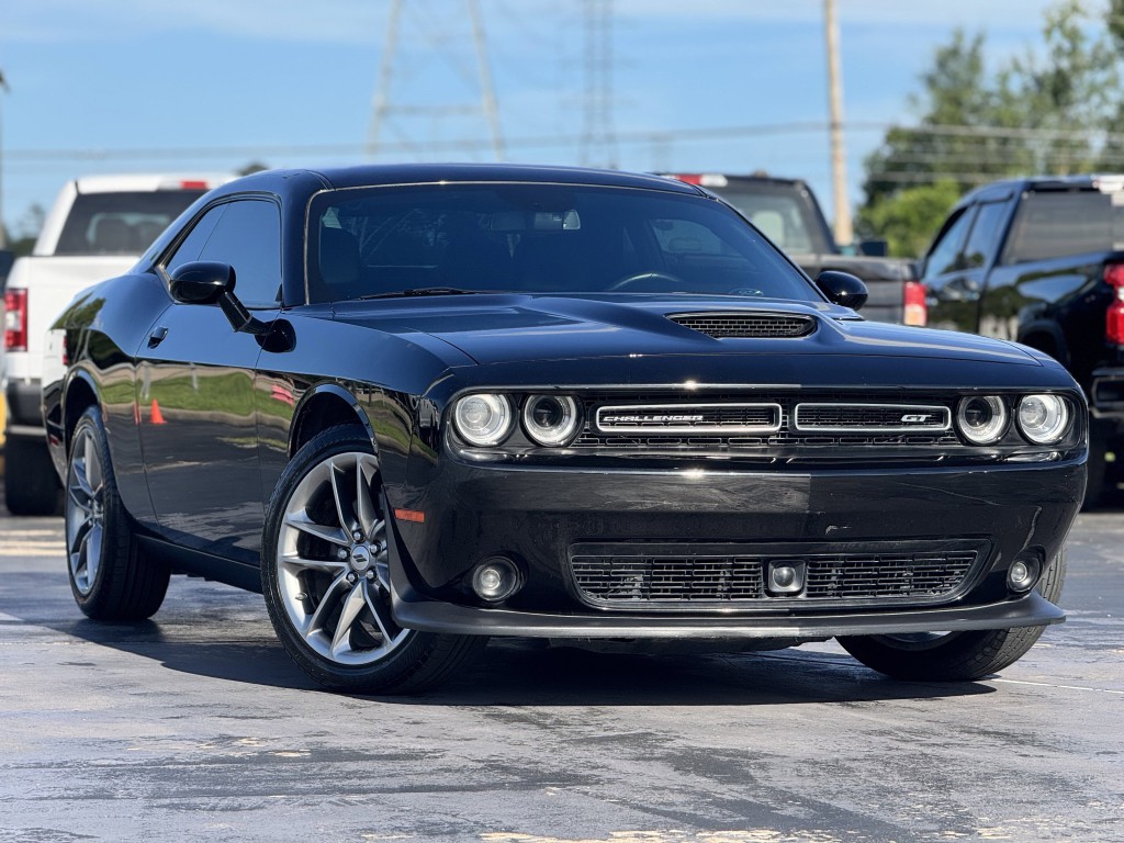 2021 Dodge Challenger Image 3