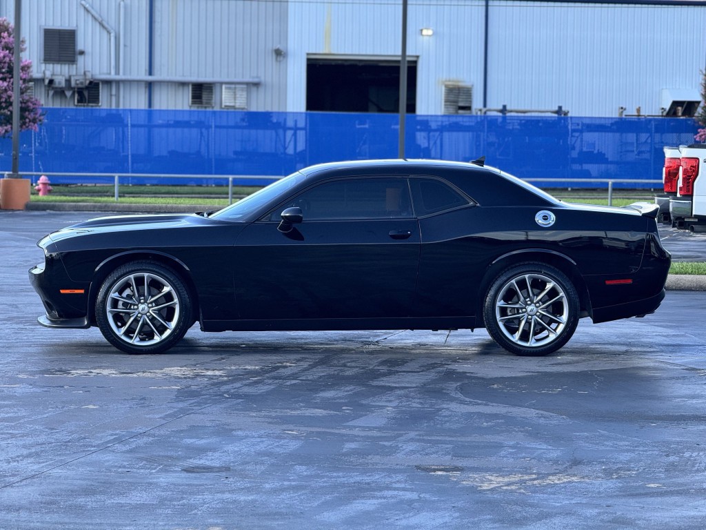 2021 Dodge Challenger Image 8